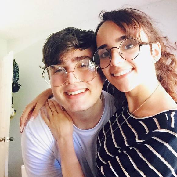 Meet your Posher, Sam - Picture 1 of 1